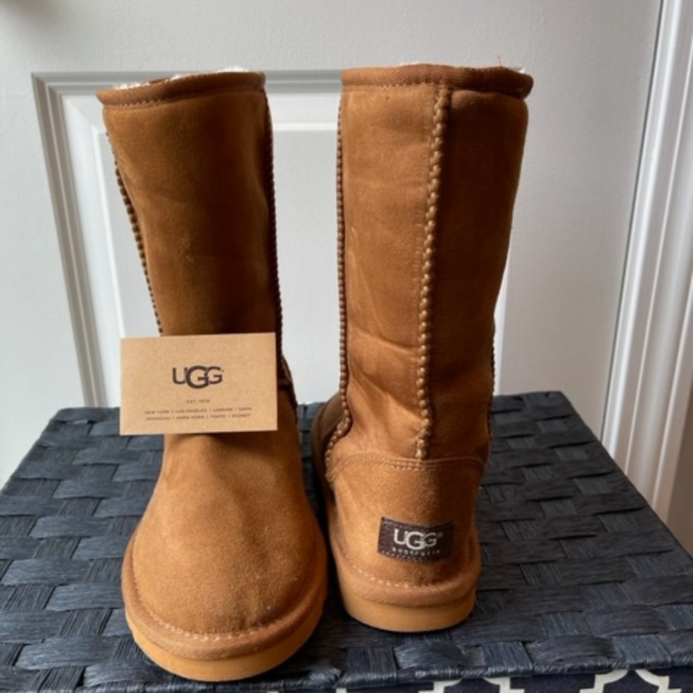 UGG Women's Classic Short Heritage Boots